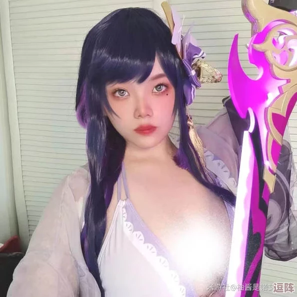 雷电将军裸照"事件引发网友热议,隐私泄露问题再次受到关注 雷电将军裸照"事件引发网友热议,隐私泄露问题再次受到关注